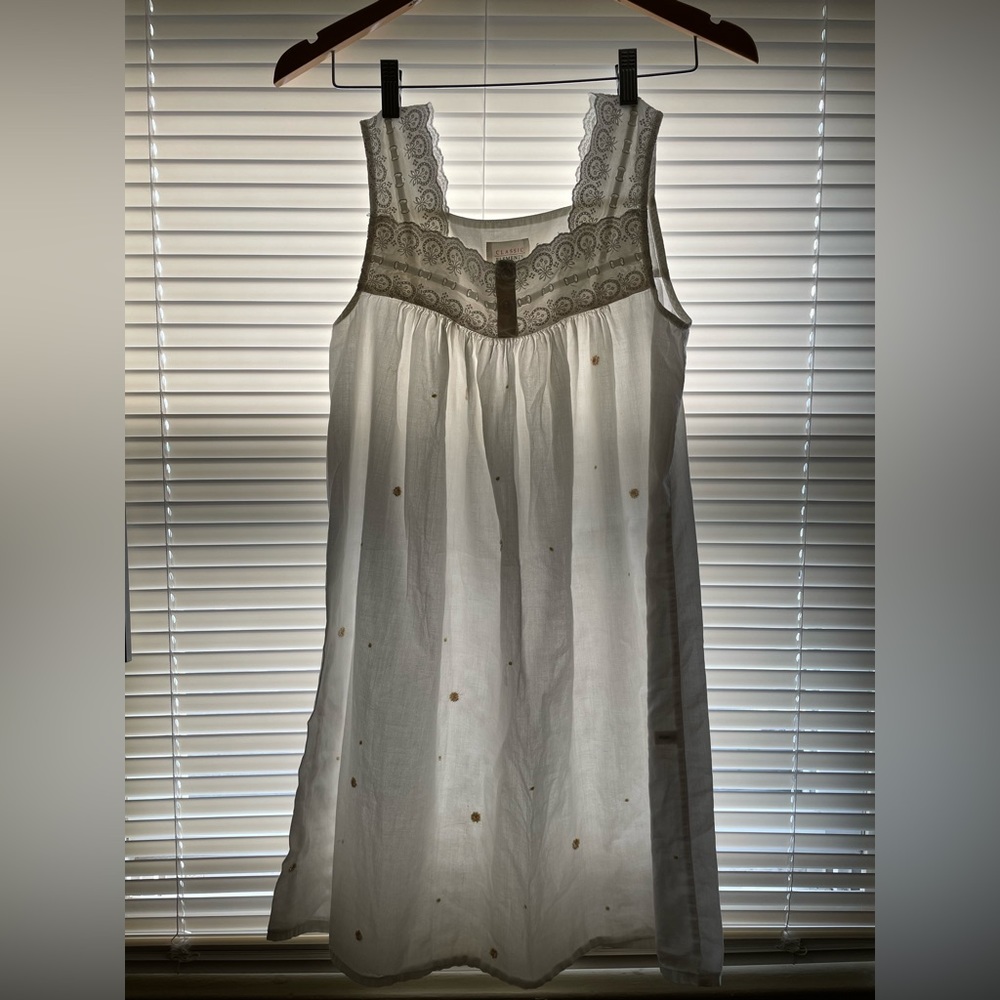 Vintage night gown